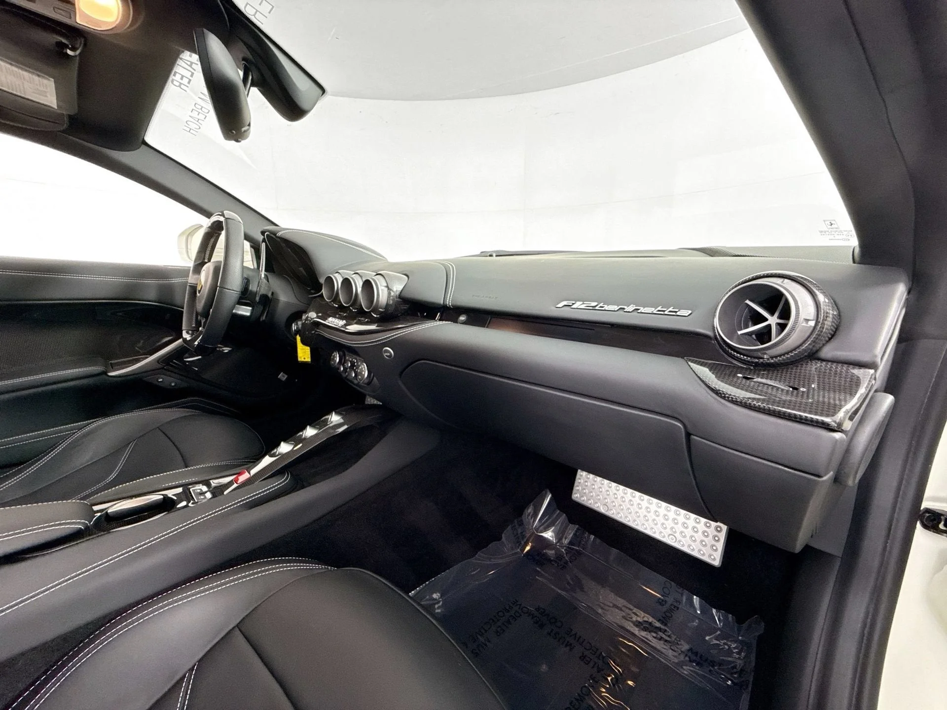 Certified Used 2017 Bianco Avus Ferrari Berlinetta image 24