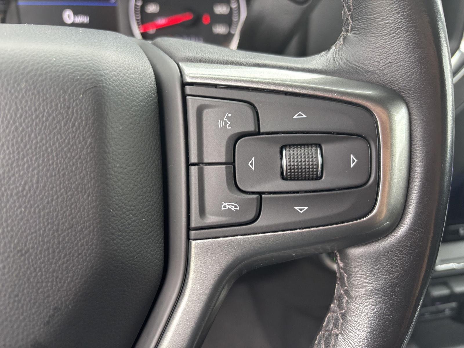 Used 2021 Summit White Chevrolet RST image 21