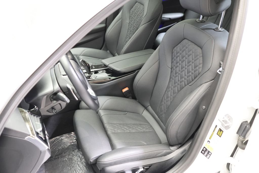 2023 BMW 5 Series 540i - Photo 31