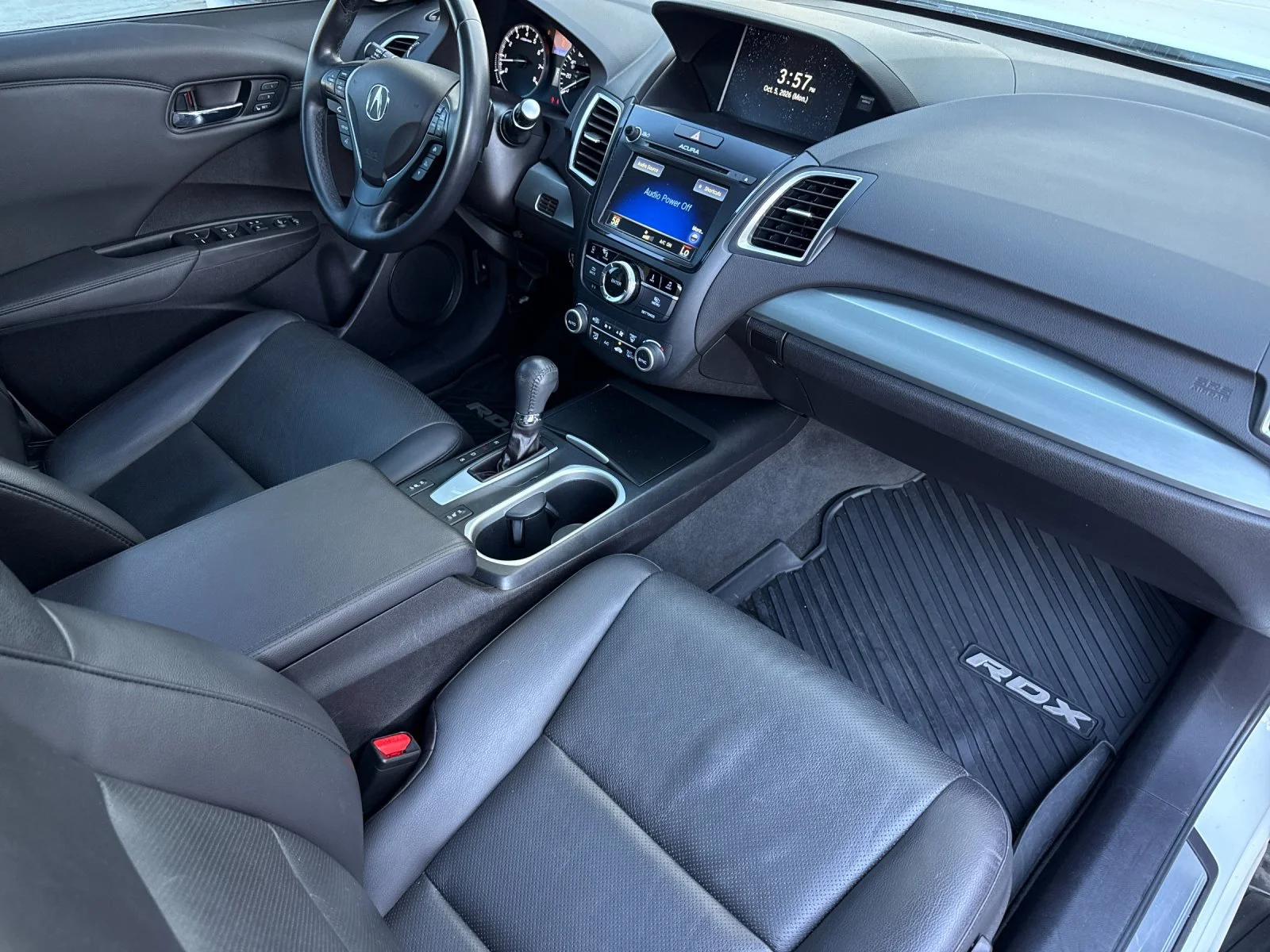 Used 2017  Acura Technology Package image 17