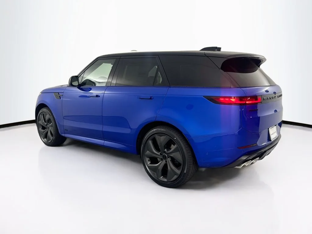 New 2026 Velocity Blue Land Rover Autobiography image 7