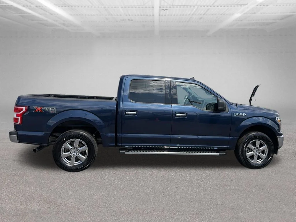 Certified Used 2019 Blue Jeans Metallic Ford XLT image 13