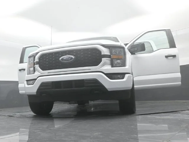 Certified Used 2023 Oxford White Ford XL image 30