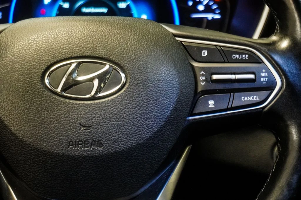 Used 2020 Silver Hyundai Limited image 15