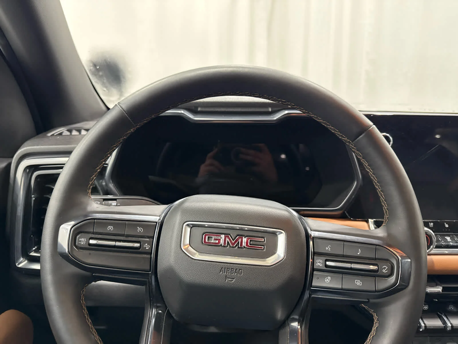 Certified Used 2026 Onyx Black GMC AT4 image 19