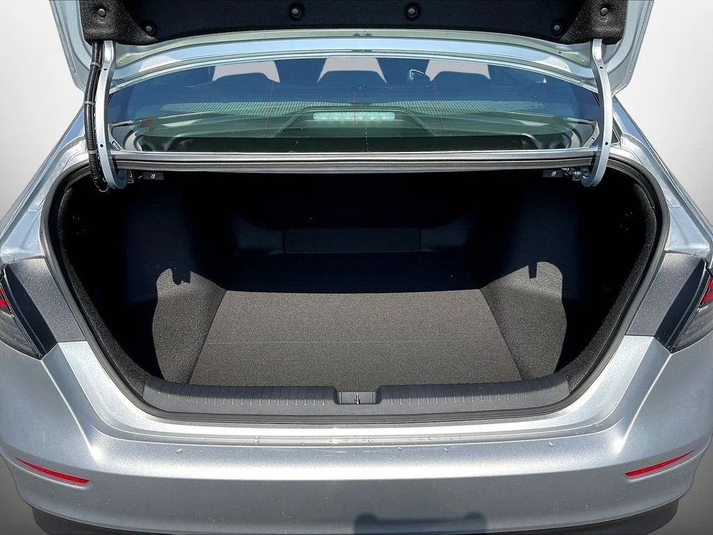 New 2026 Solar Silver Metallic Honda Sport Hybrid image 7