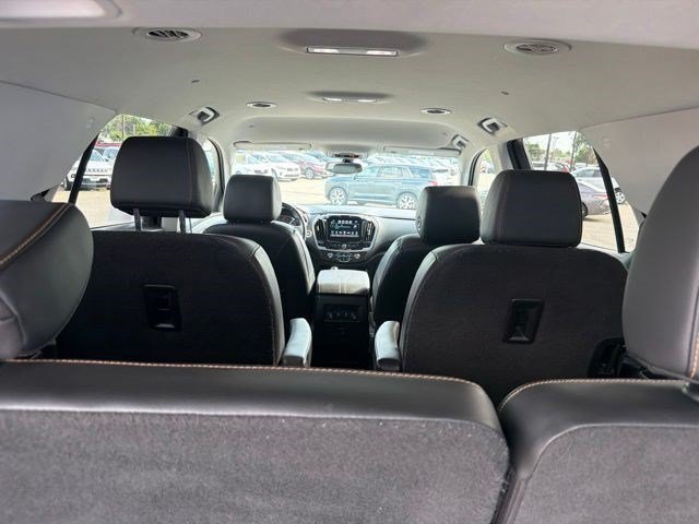 Used 2019 Graphite Metallic Chevrolet LT Leather image 17