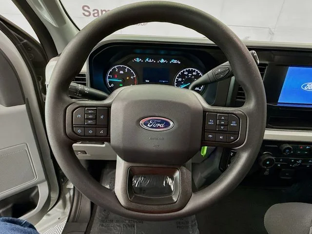New 2026 Avalanche Ford F-350® XL image 11