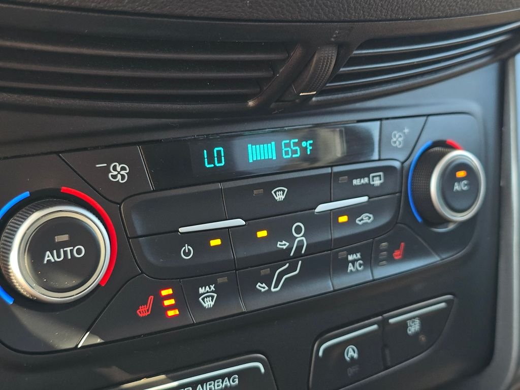 Used 2018 Red Ford SEL image 35