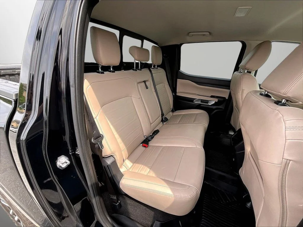 Used 2024 Black Ford Lariat image 27