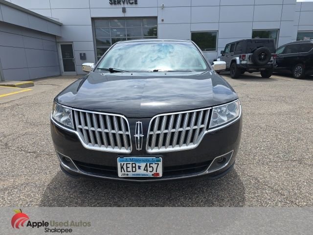Used 2011 Black Lincoln Base image 8