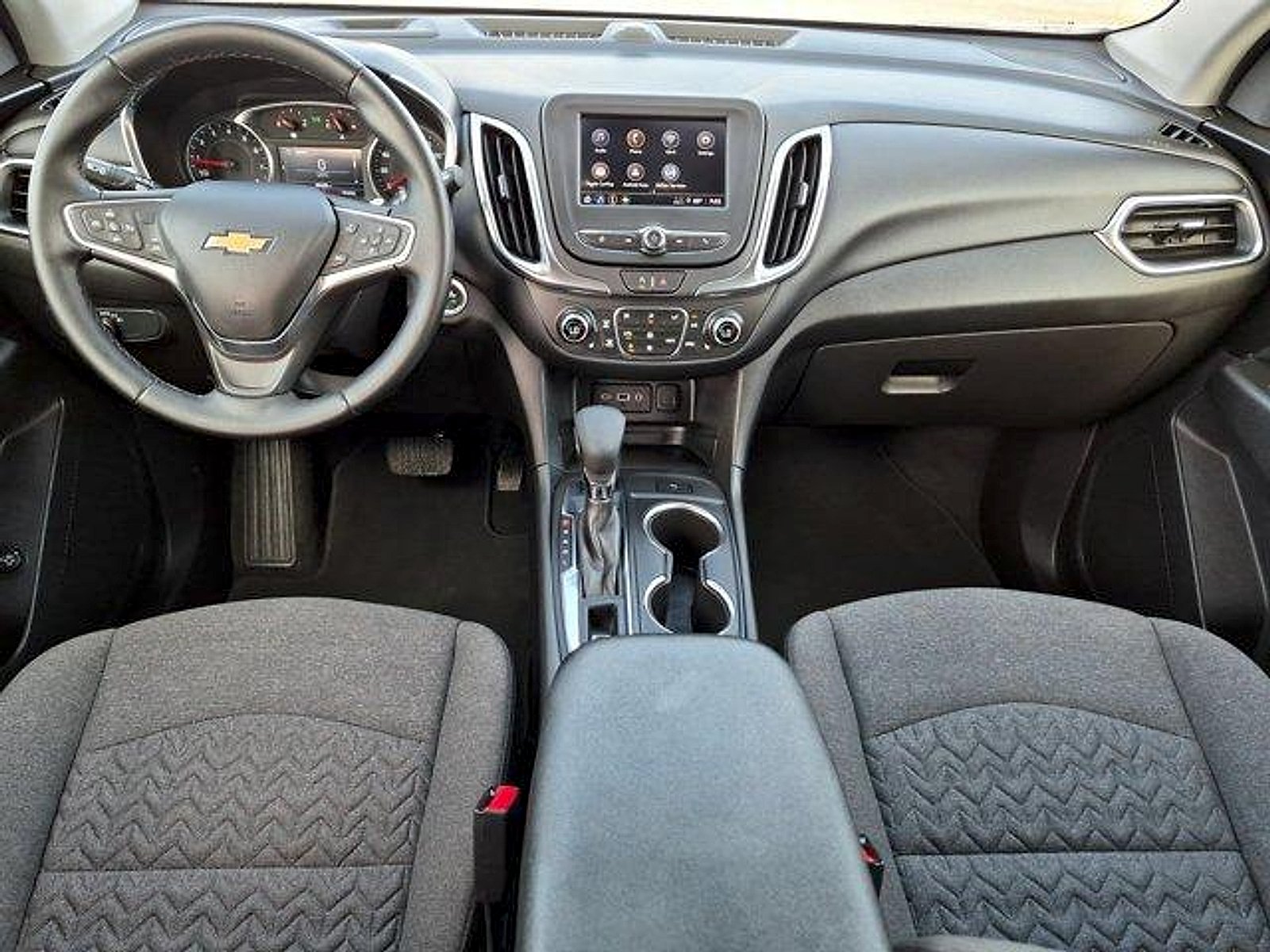 2024 Chevrolet Equinox LT - Photo 19