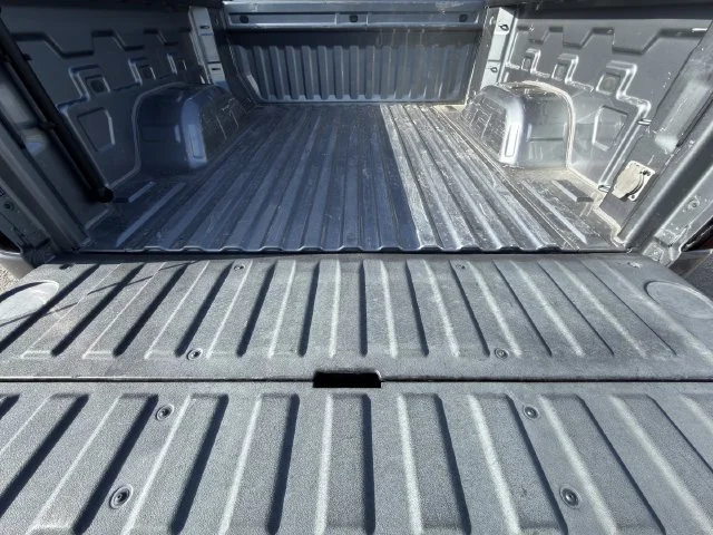 Used 2019 SATIN STEEL METALLIC GMC SLT image 33
