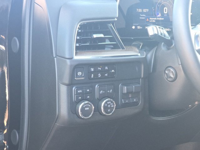 Used 2025 Black Chevrolet High Country image 18