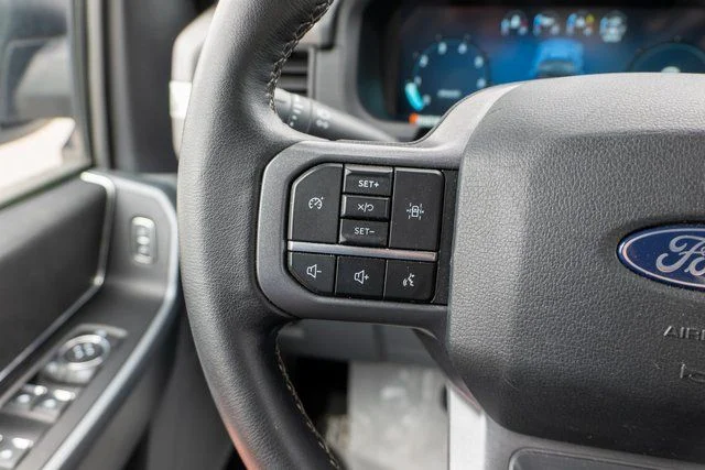 Used 2024  Ford XLT image 21