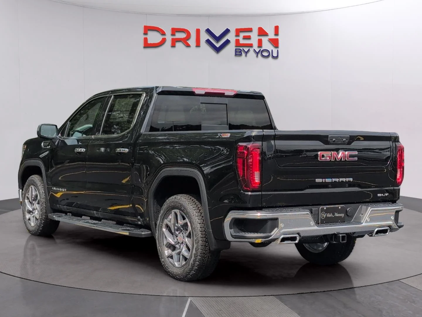 New 2026 Onyx Black GMC SLT image 3