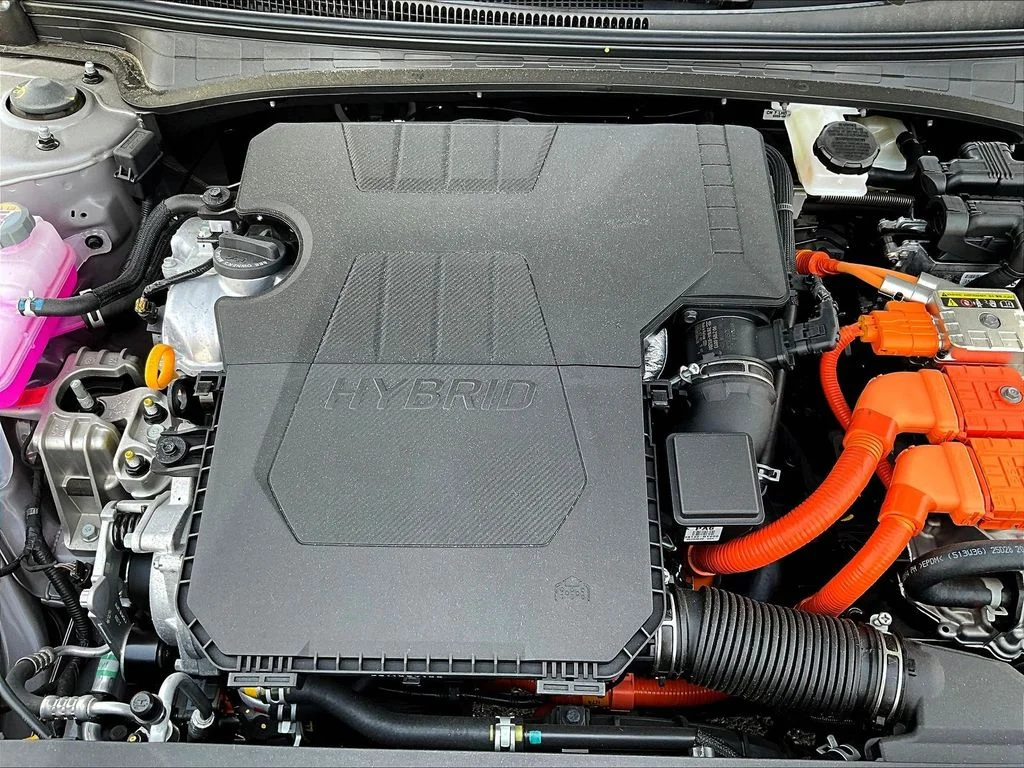 New 2026 Silver Hyundai SEL Sport image 32