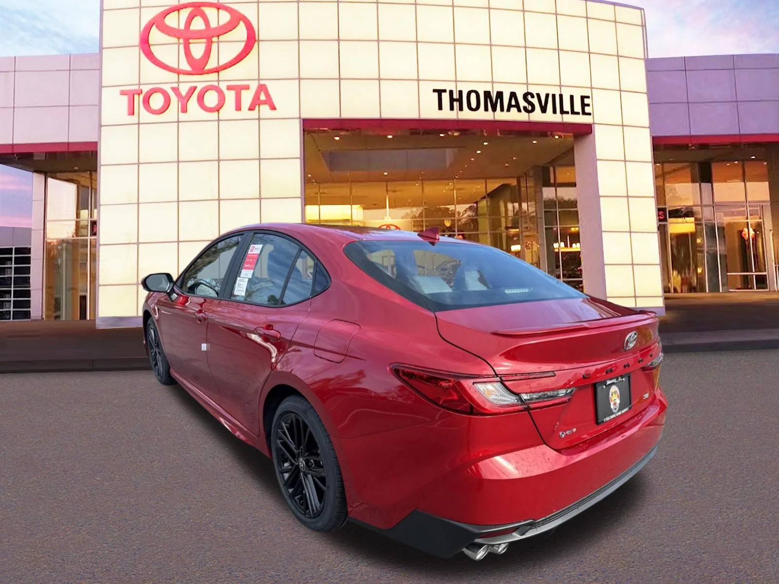 Used 2025  Toyota  image 7