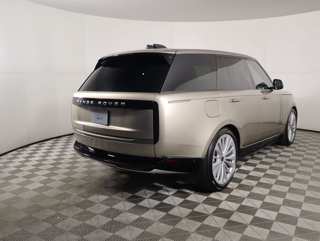 New 2026 Batumi Gold Land Rover SE image 5