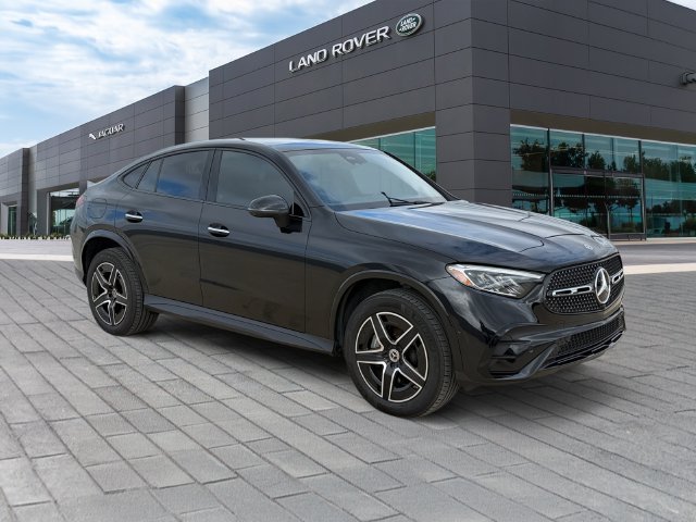 Used 2025  Mercedes-Benz GLC 300 Coupe image 7