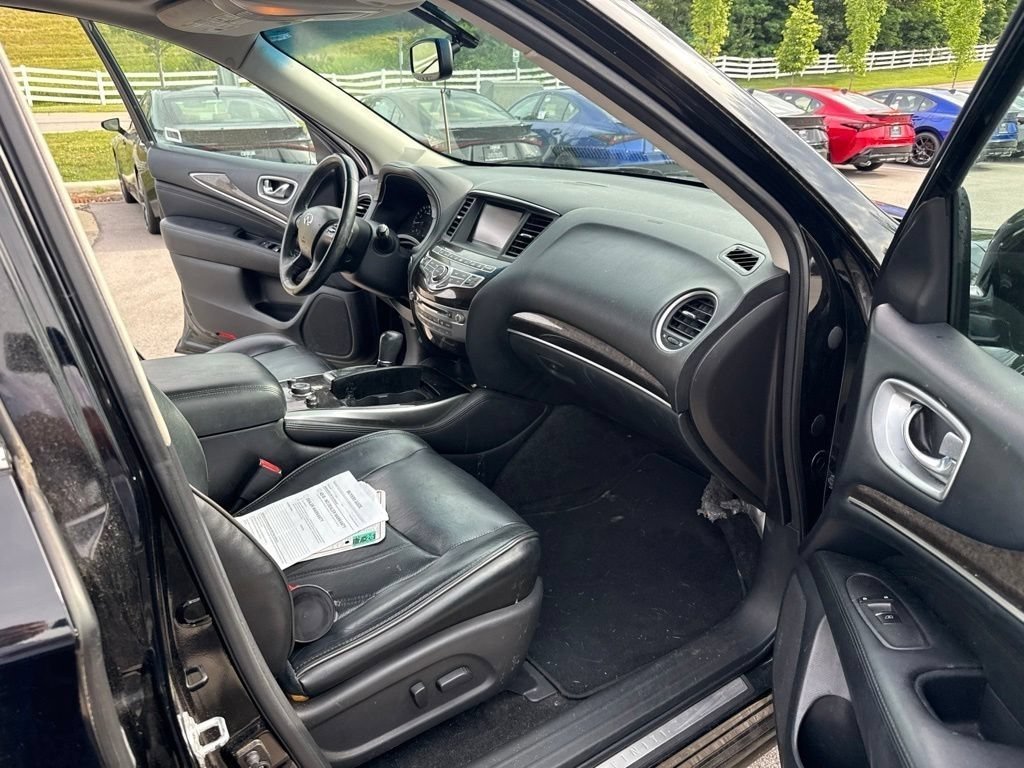 Used 2015 Black Obsidian INFINITI Base image 24