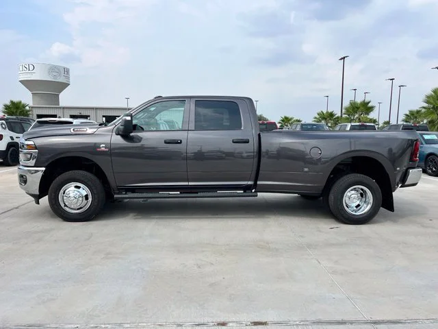 New 2027 Granite Crystal Metallic Clear-Coat Exterior Paint RAM Tradesman image 4