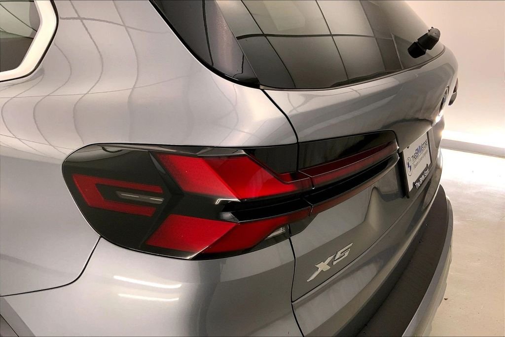 Certified Used 2026 Skyscraper Grey Metallic BMW  image 28