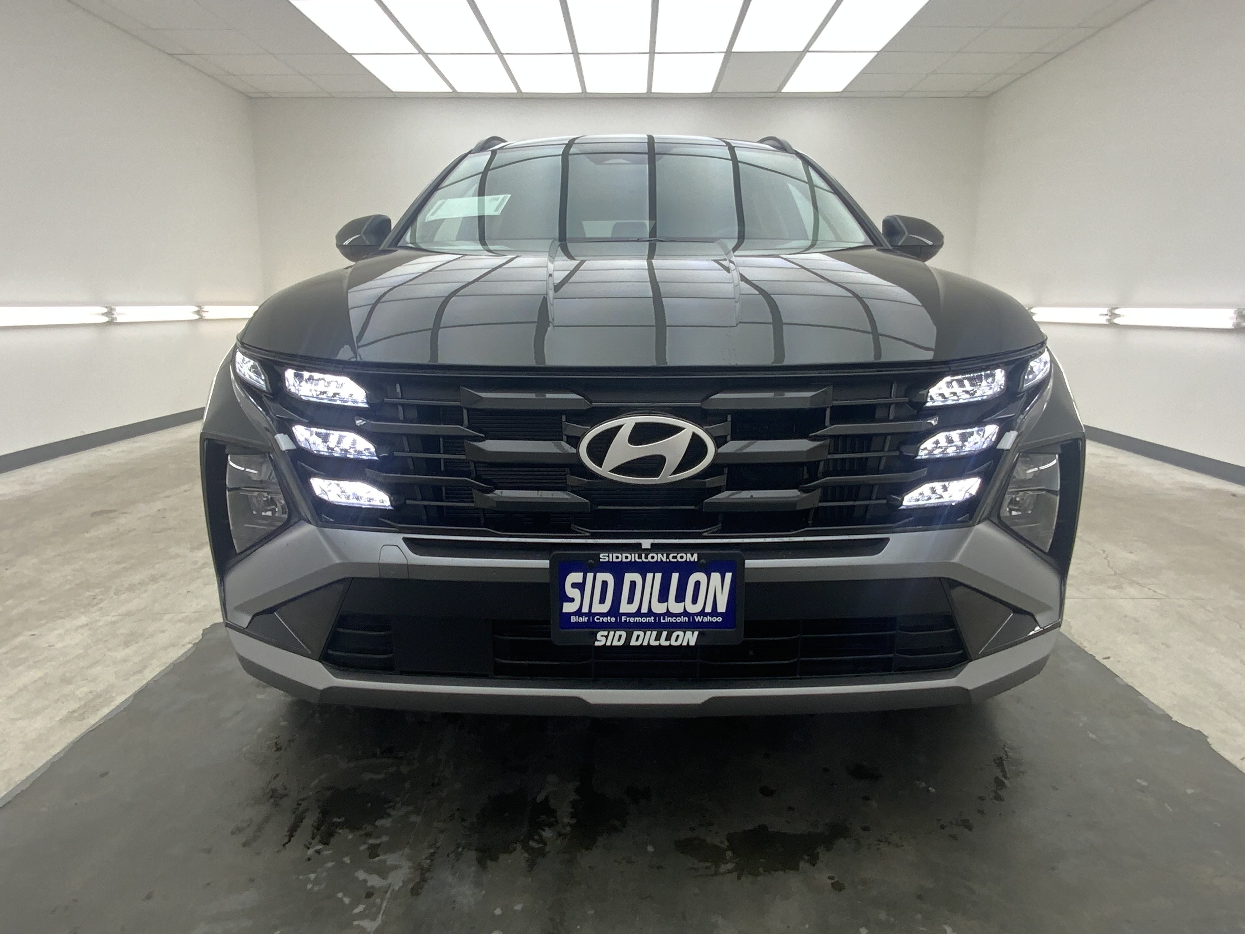 New 2026 Amazon Gray Hyundai SEL image 3