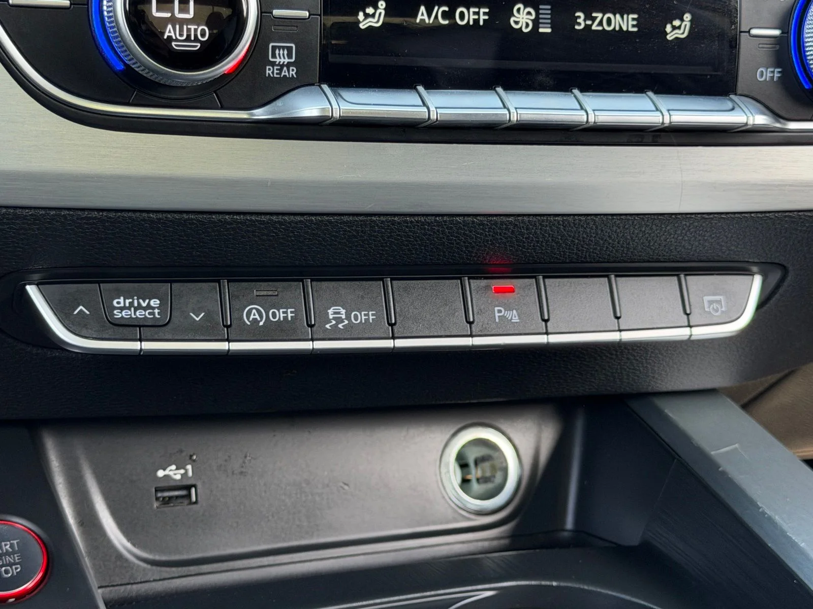 Used 2018 Daytona Gray Pearl Effect Audi 3.0T Prestige image 43