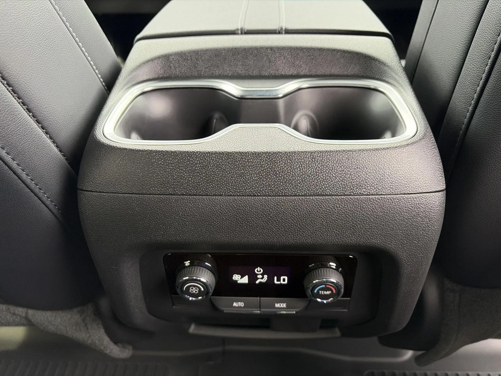 2026 Chevrolet Traverse LT - Photo 15