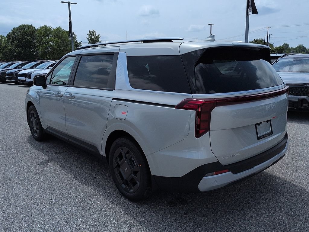New 2026 Ivory Silver Kia EX image 5