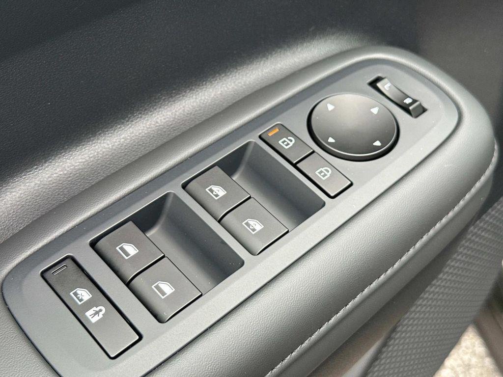 New 2026 Green Hyundai SEL AWD image 27