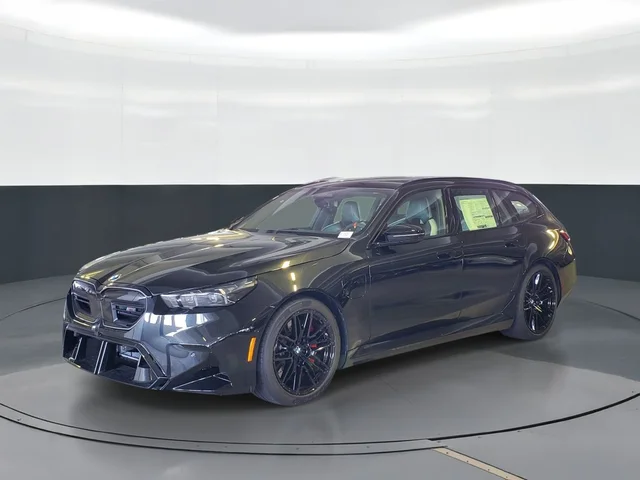 2027 BMW M5 Base
