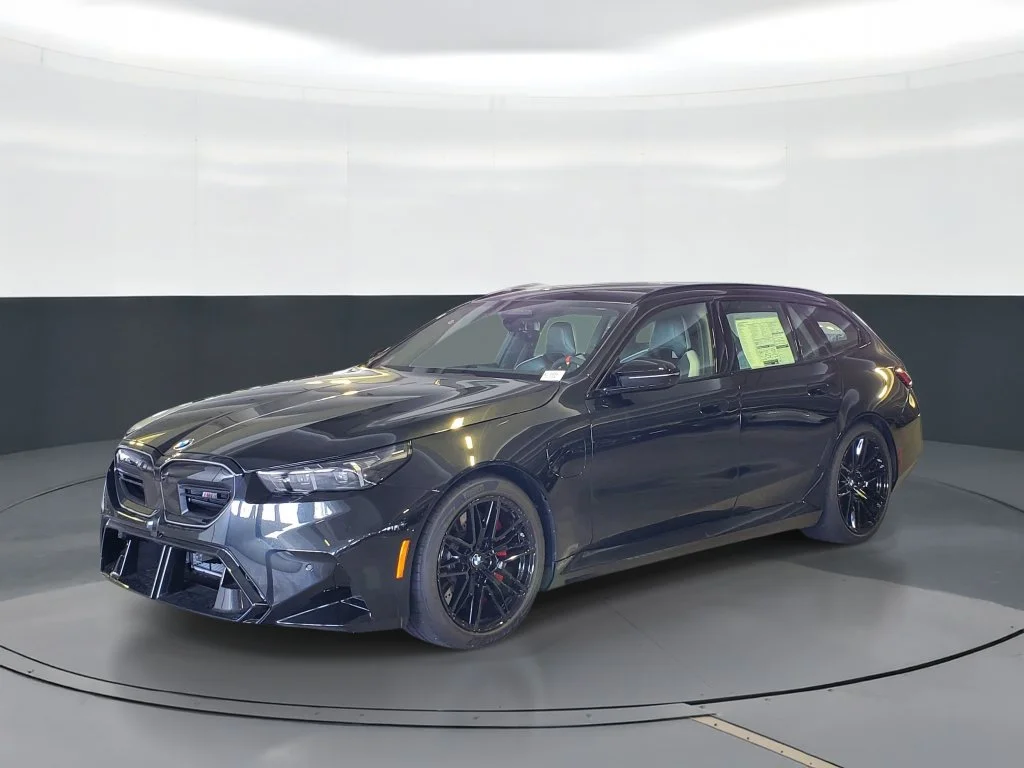 2027 BMW M5