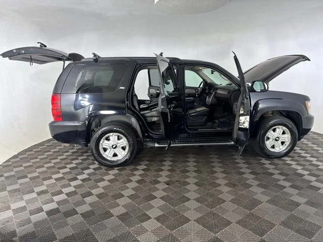 Used 2007 Black Chevrolet LT image 13