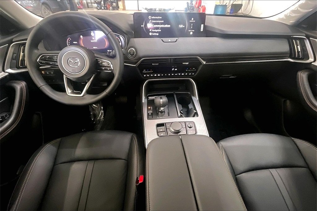 2026 MAZDA CX-90 - Image 4