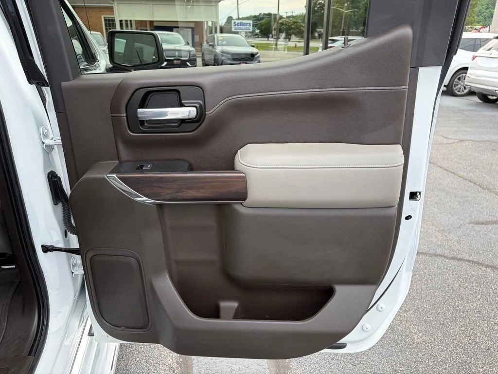 Used 2021 SUMMIT WHITE GMC SLT image 13