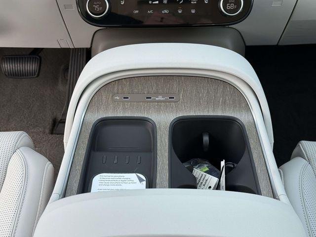 New 2026 White Hyundai SEL AWD image 21