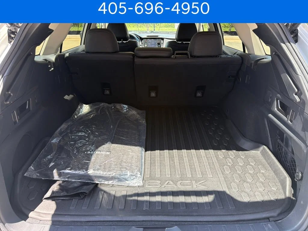 Pre-Owned 2021 Subaru Outback Limited