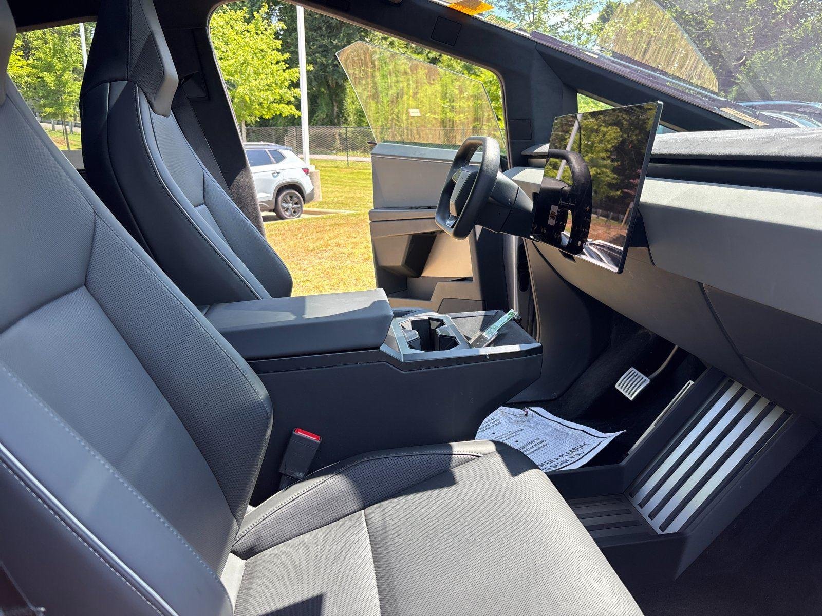 Used 2024  Tesla Cyberbeast image 39