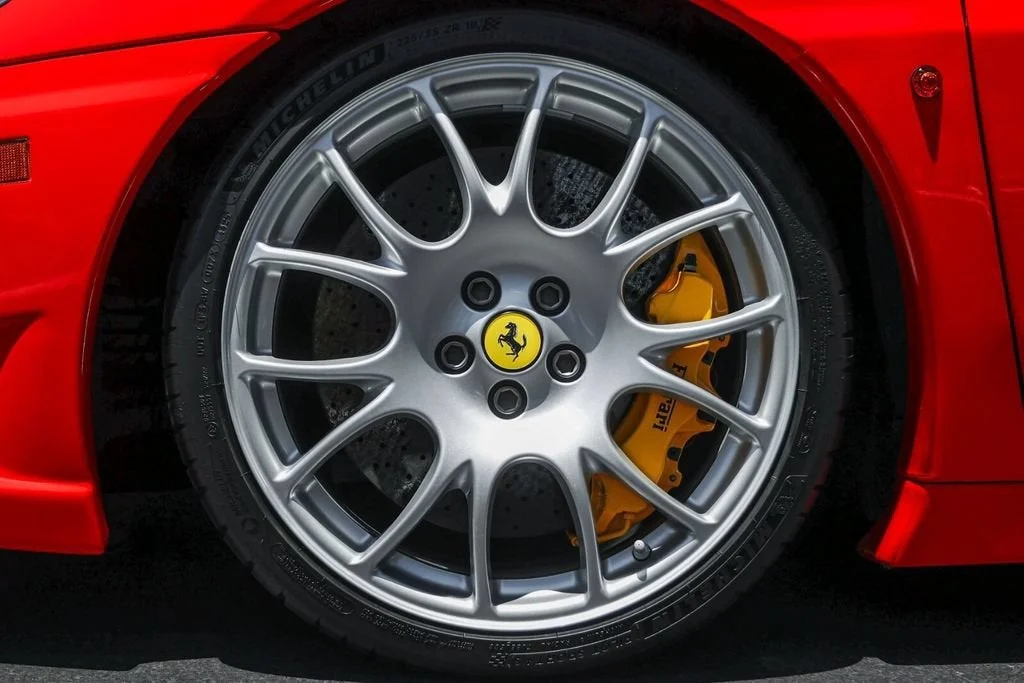 Used 2004 Rosso Scuderia Ferrari Base image 13