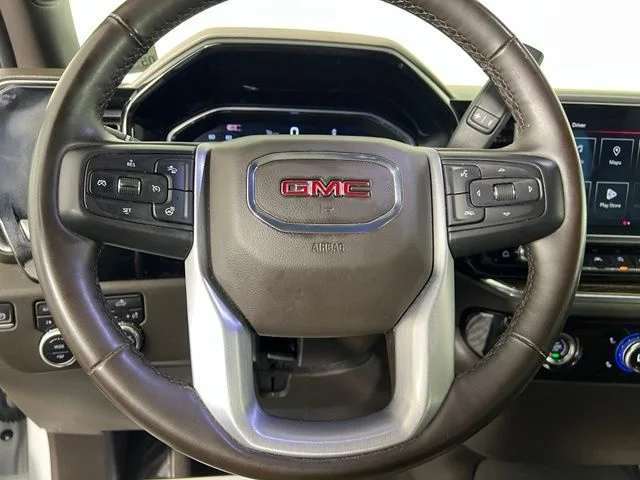 Used 2024 White GMC SLE image 21