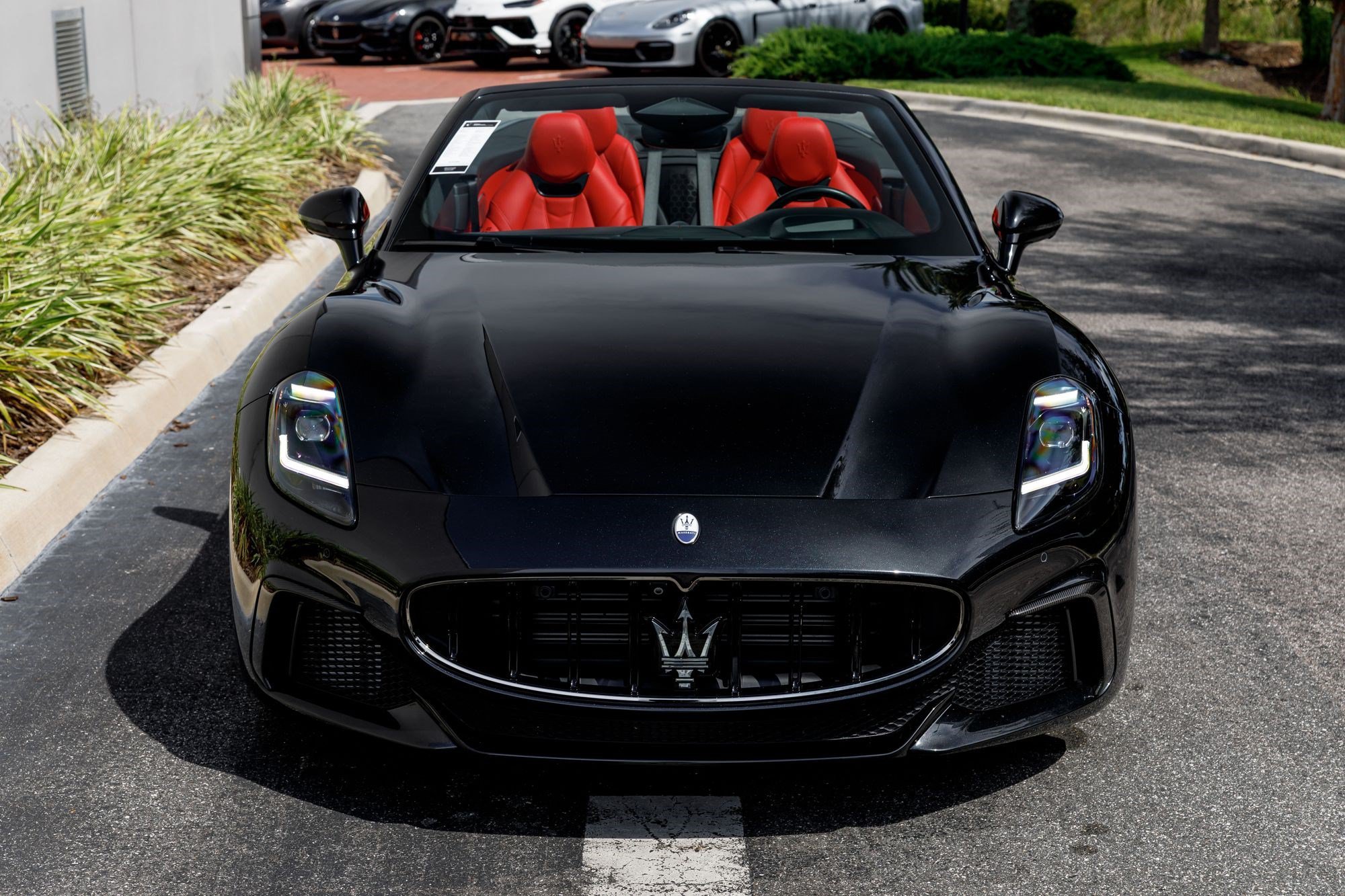 Used 2024 Nero Assoluto Maserati Trofeo image 8