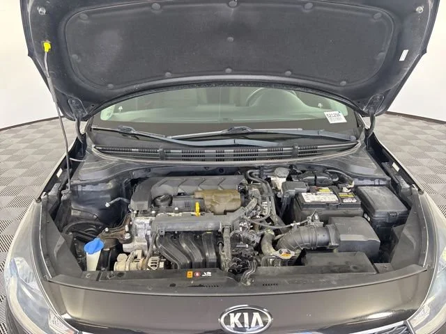 Used 2020 Black Kia LX image 31