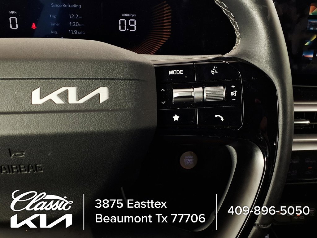 Used 2026 Black Kia EX image 21