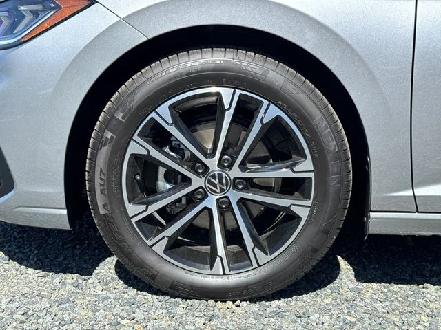 New 2026 Pyrite Silver Metallic Volkswagen 1.5T Sport image 9
