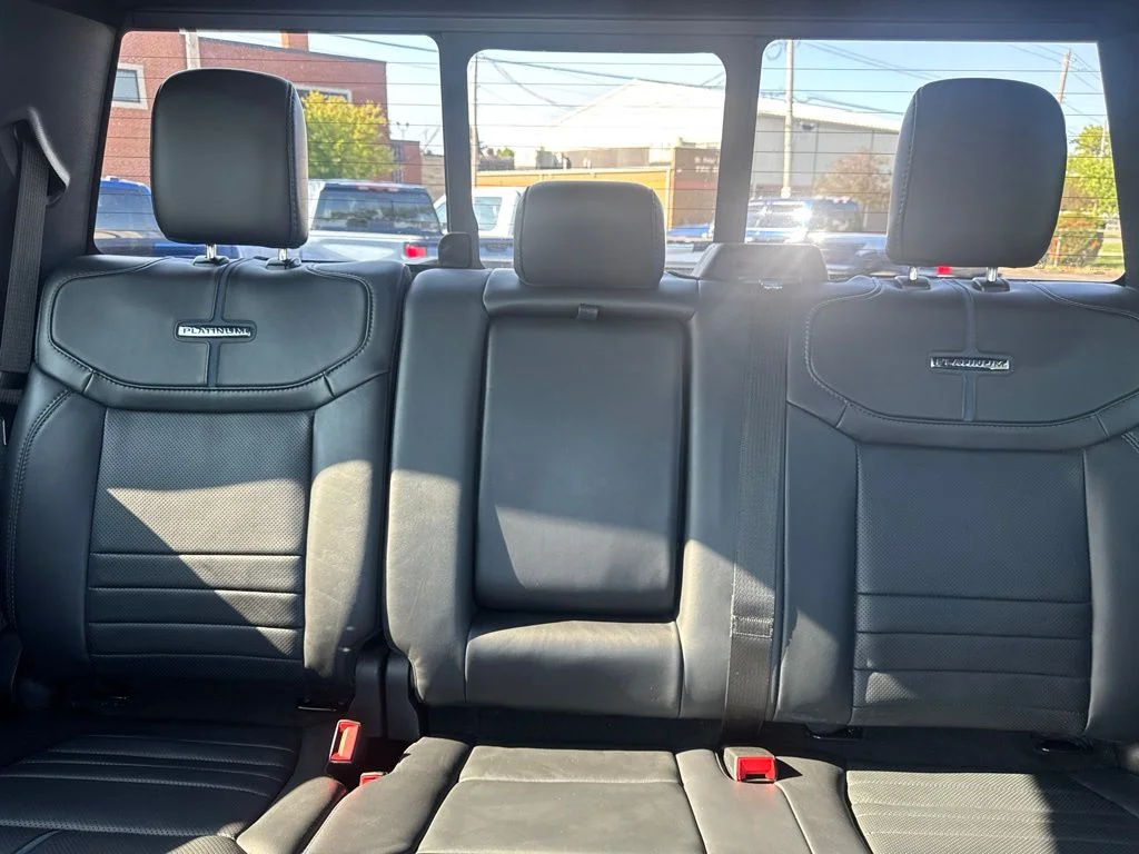 Used 2025 Black Metallic Ford Platinum image 31