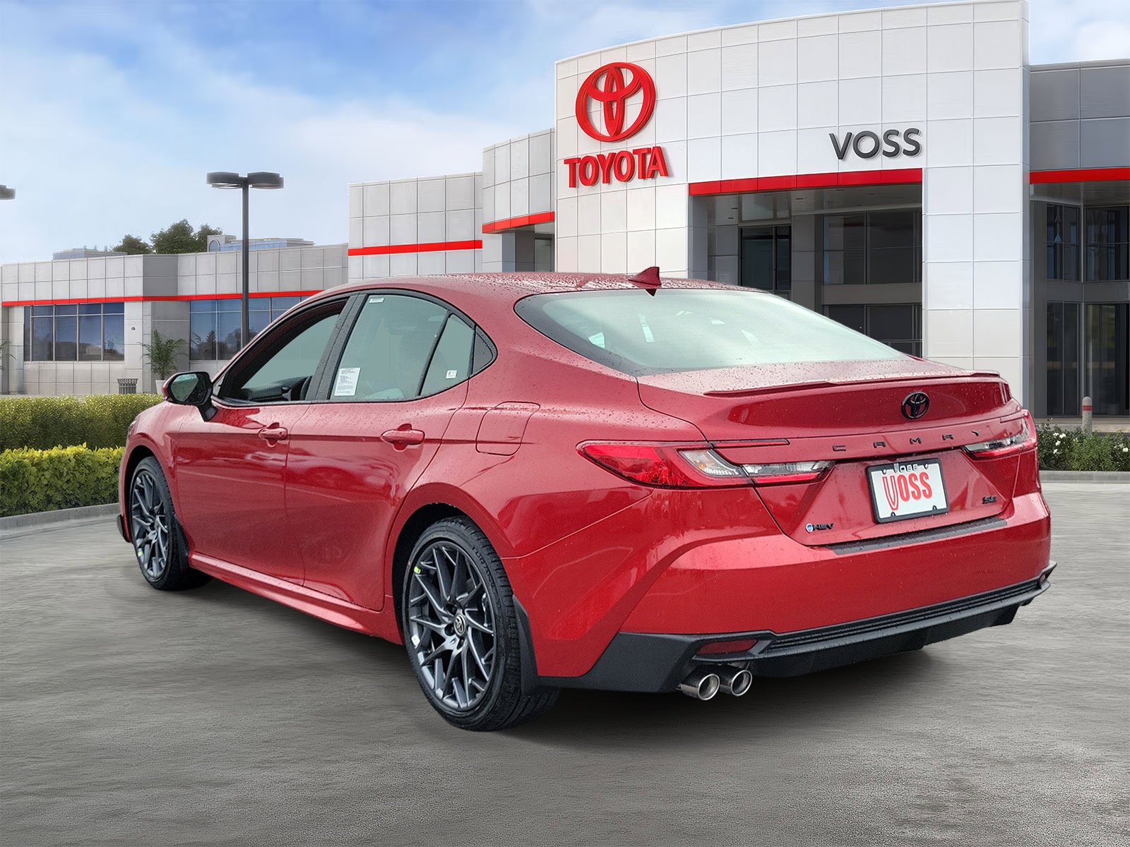 2026 Toyota Camry SE, photo 2 of 12