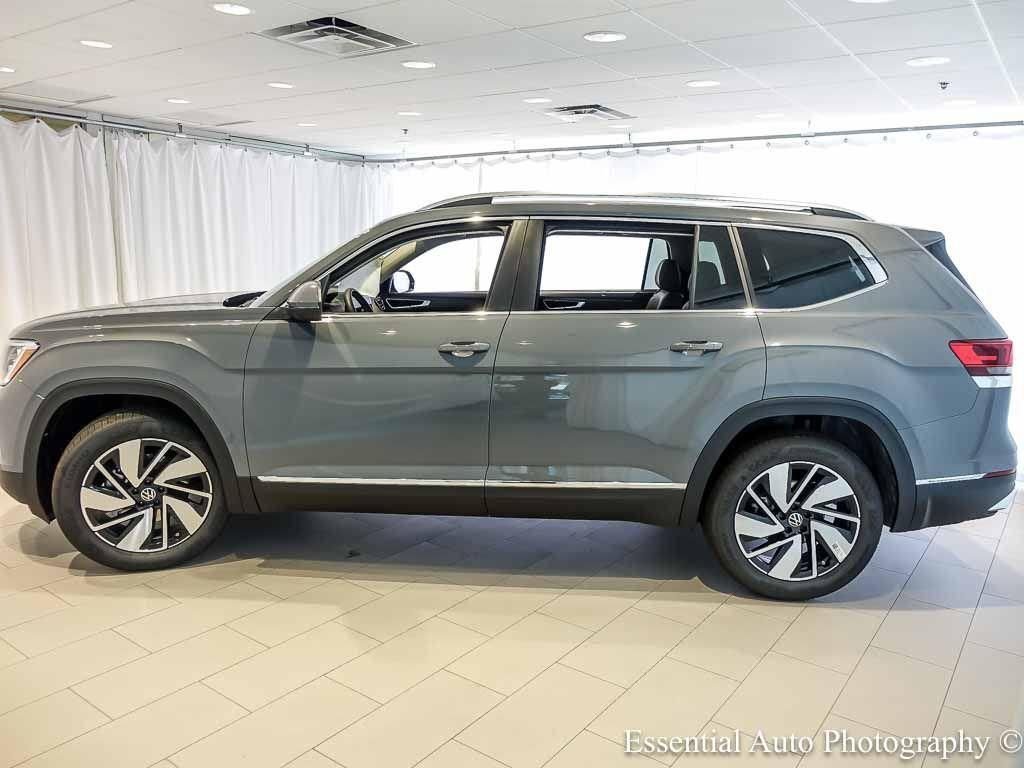 New 2026 Pure Gray Volkswagen 2.0T SEL image 4