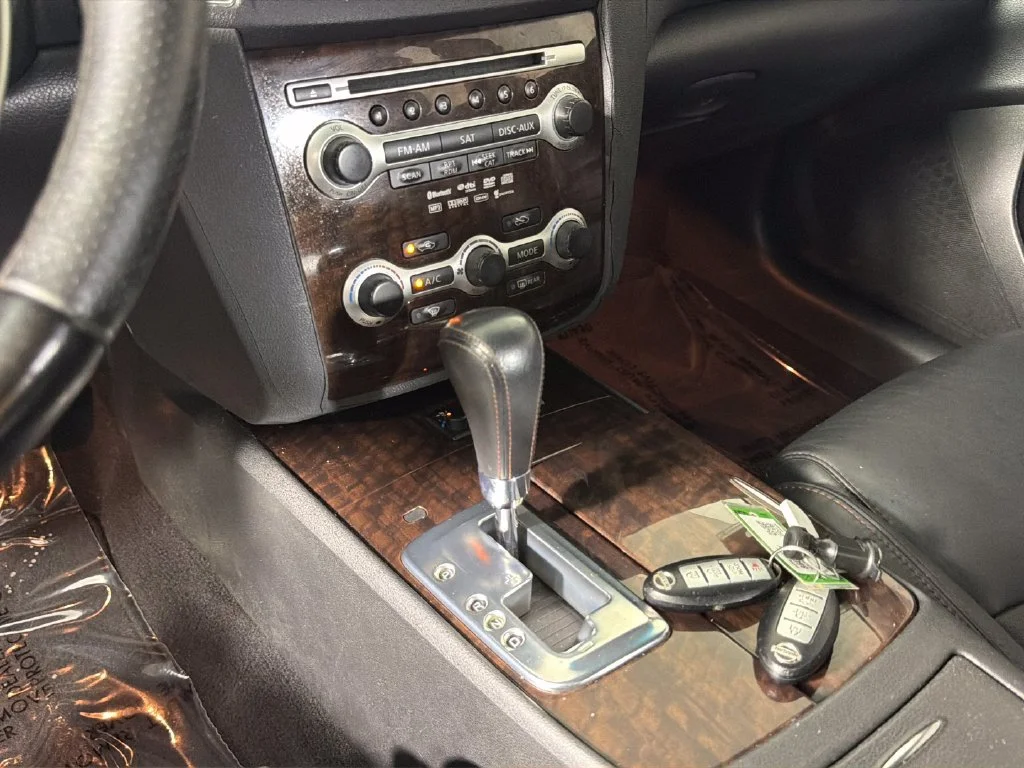 Used 2010  Nissan 3.5 SV w/Premium Pkg image 25